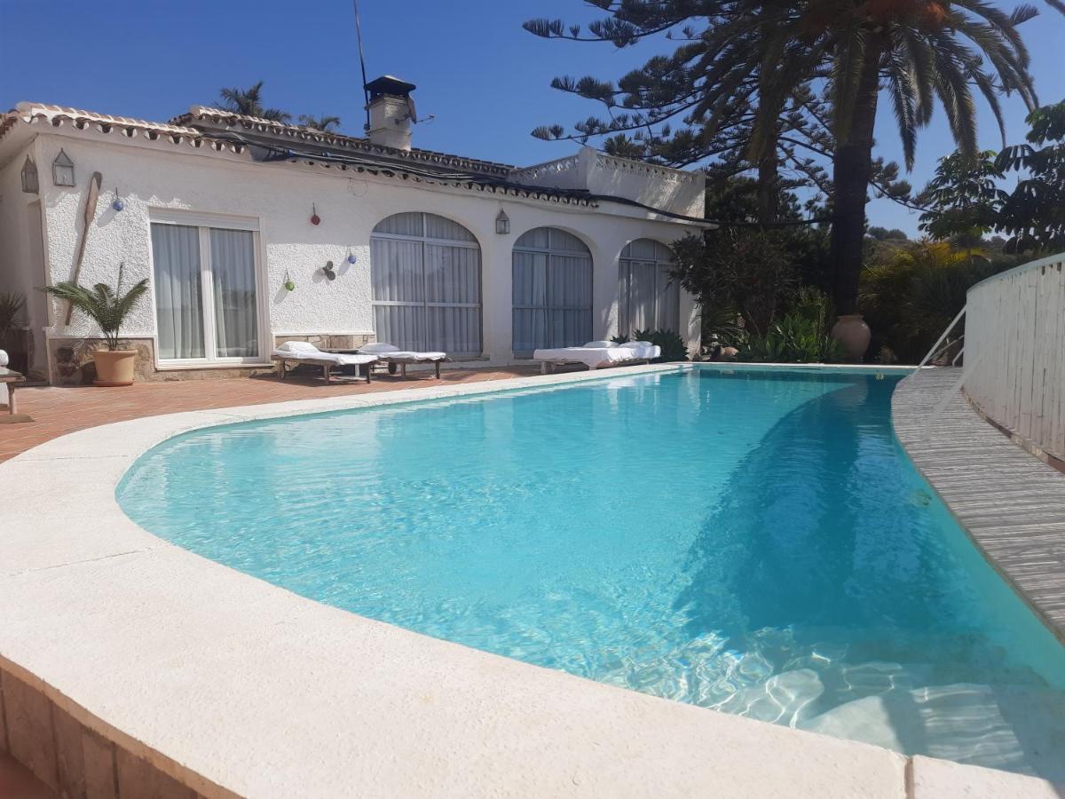 Habitaciones En Casa Miguel Caleta De Velez Esterno foto