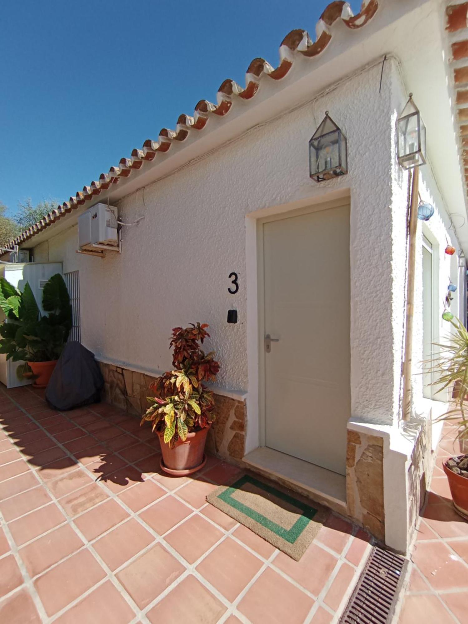 Habitaciones En Casa Miguel Caleta De Velez Esterno foto